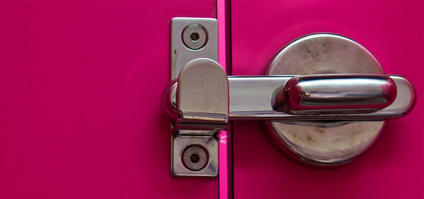 Childproof Gate Lock in Inglewood, California