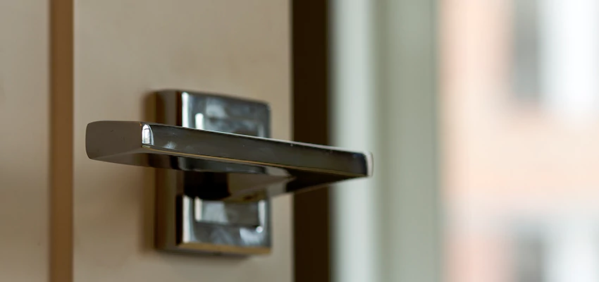 Door Lever Knob Repair in Inglewood, California