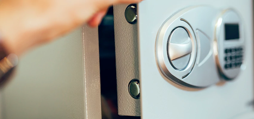 Fingerprint Safe Openers in Inglewood, CA