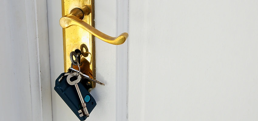 Broken Door Key Extraction in Inglewood, CA